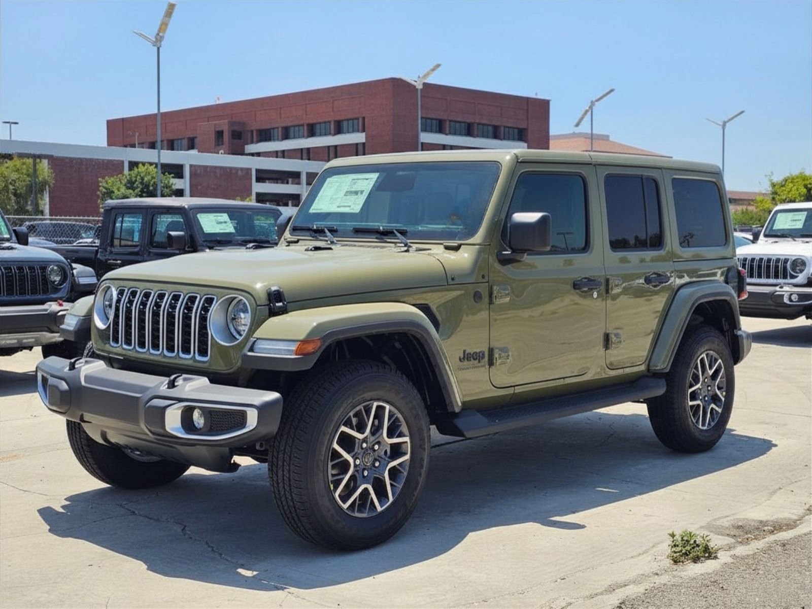 New 2026 Jeep Wrangler Unlimited Sahara w/ Safety Group AWD/4WD image 3