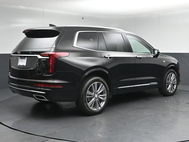 Used 2025 Cadillac XT6 Premium Luxury w/ Technology Package AWD/4WD image 7