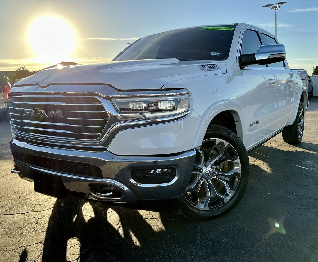 Used 2023 RAM 1500 Limited image 3