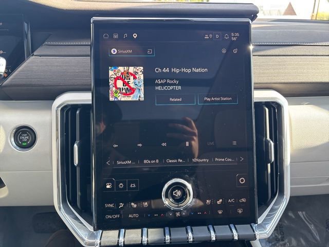 Used 2026 GMC Acadia Denali w/ Super Cruise Package image 22