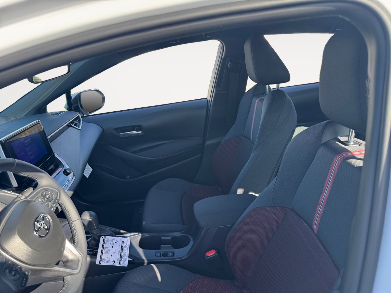 New 2027 Toyota Corolla SE FWD image 9