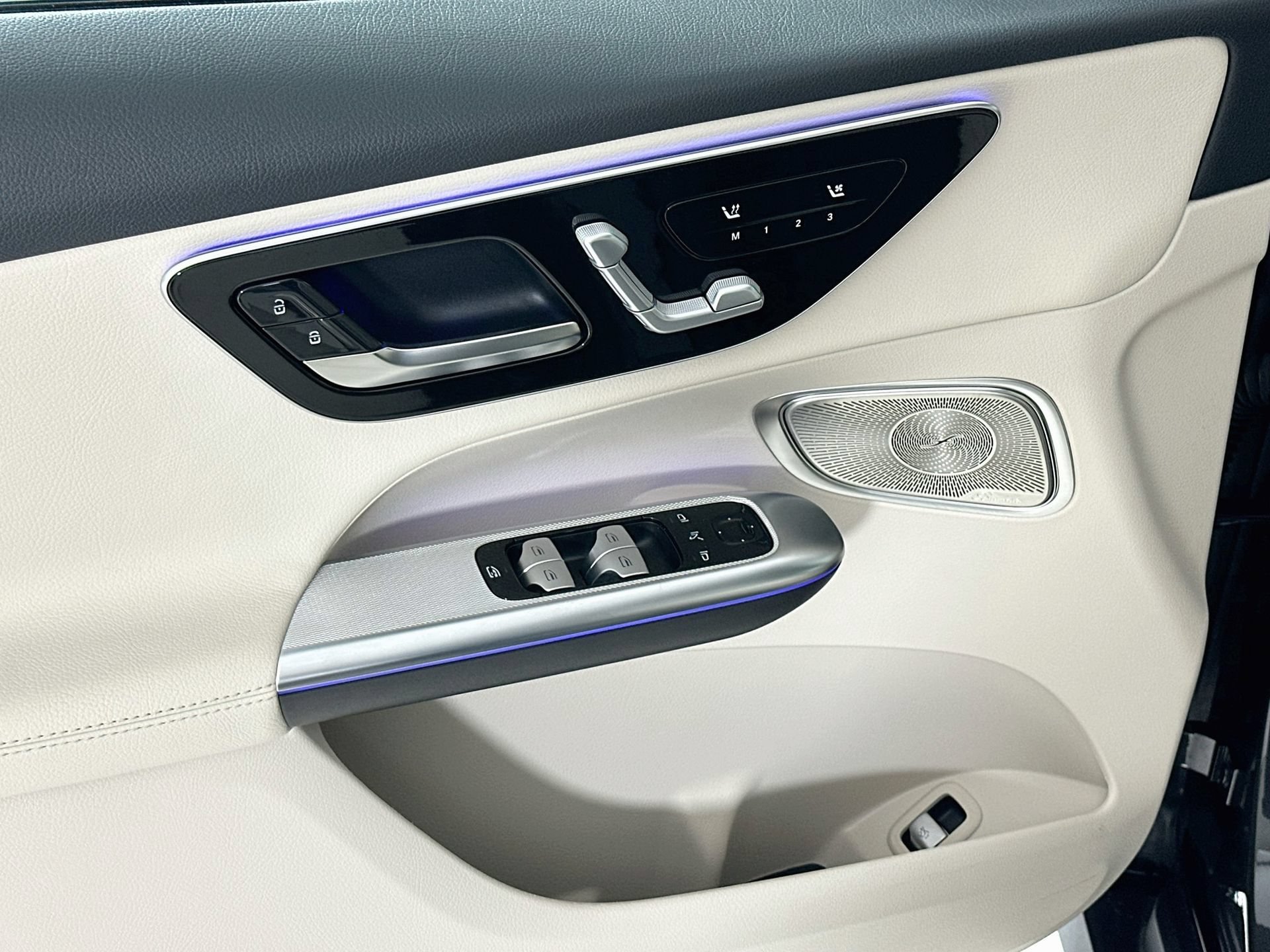 Certified 2026 Mercedes-Benz GLC 300 image 19