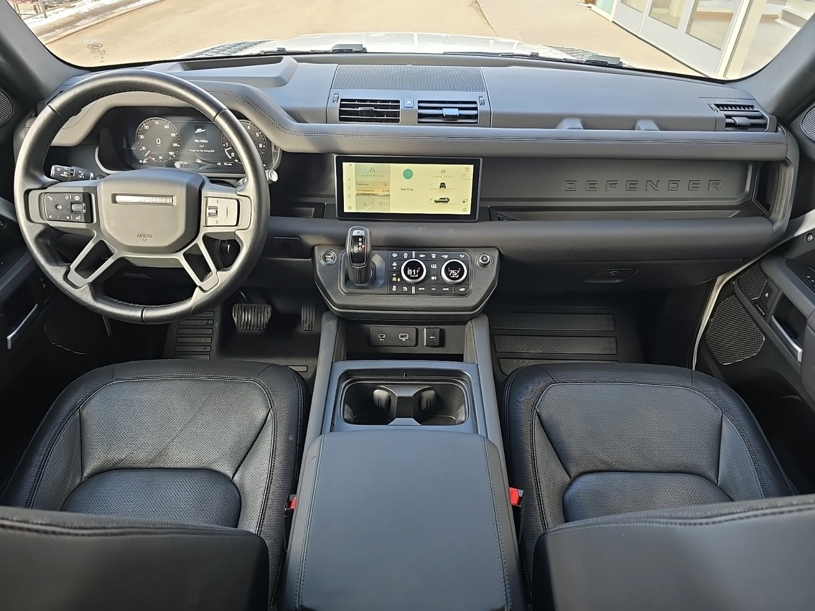 Certified 2024 Land Rover Defender 110 X-Dynamic SE image 9