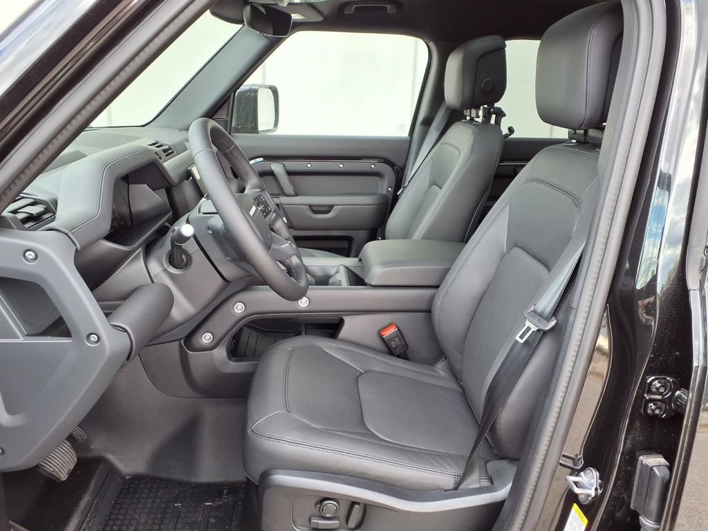 New 2026 Land Rover Defender 110 X-Dynamic SE AWD/4WD image 10