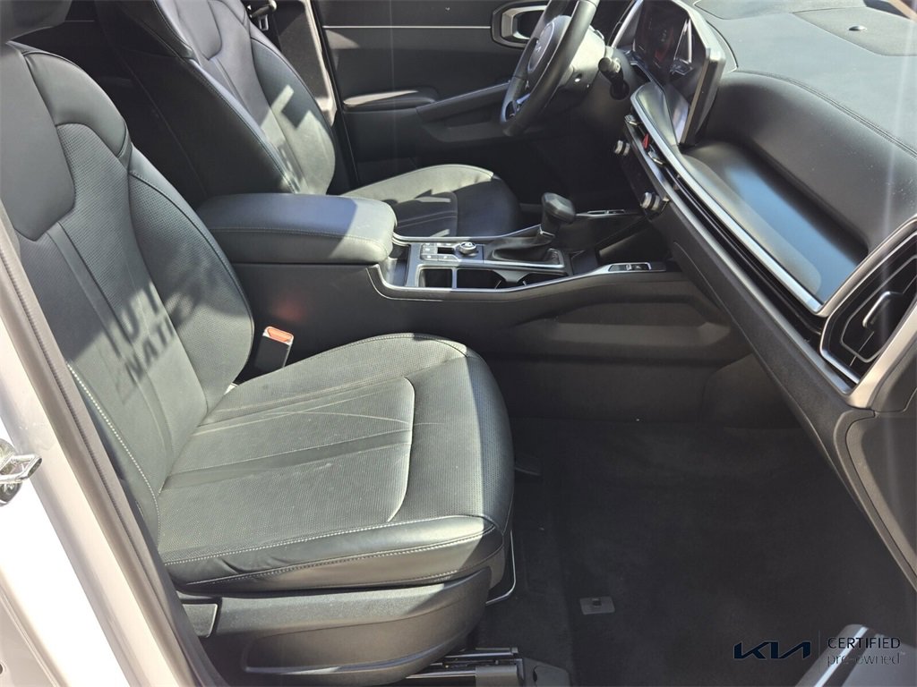 Certified 2024 Kia Sorento S image 18