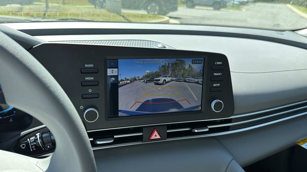New 2026 Hyundai Elantra SE FWD image 25