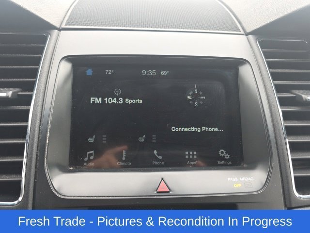 Used 2016 Ford Taurus SEL w/ Equipment Group 201A FWD image 15