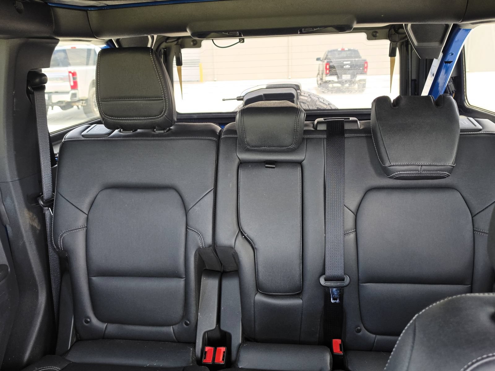 Used 2025 Ford Bronco Badlands AWD/4WD image 10