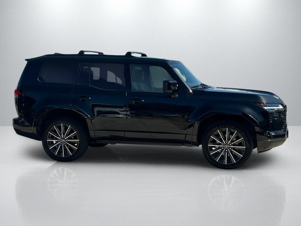Used 2025 Lexus GX 550 AWD/4WD image 4
