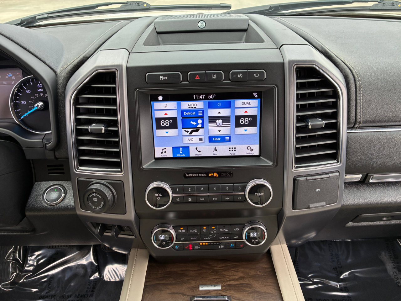 Used 2019 Ford Expedition Platinum image 28