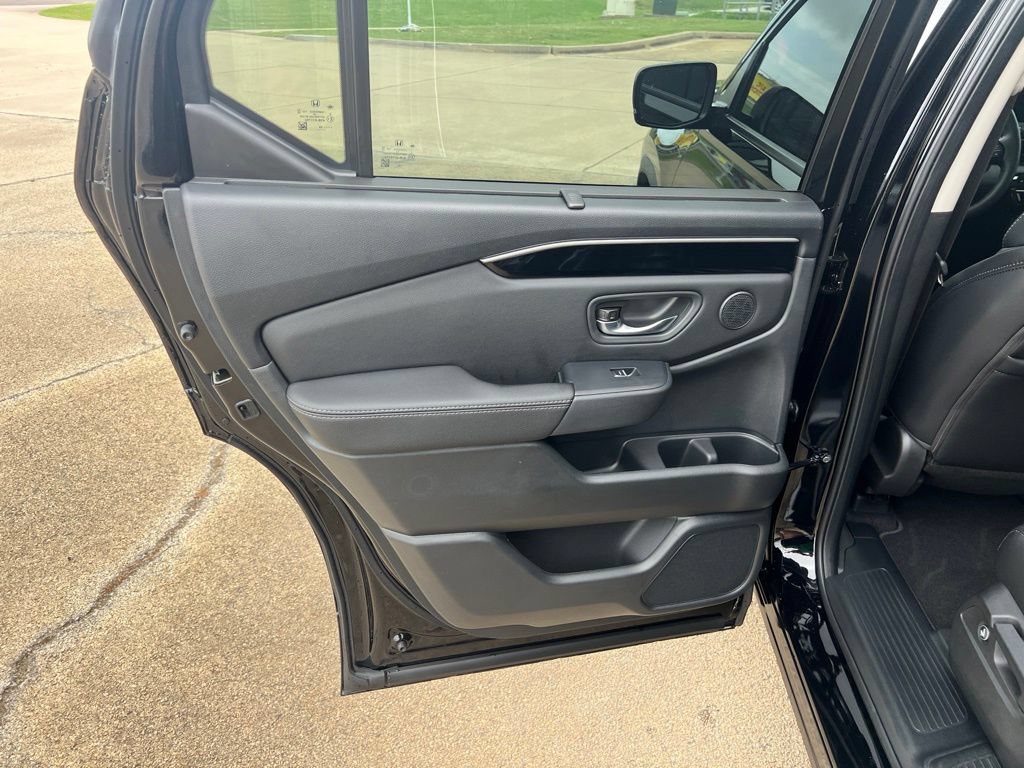New 2027 Honda HR-V EX-L image 15