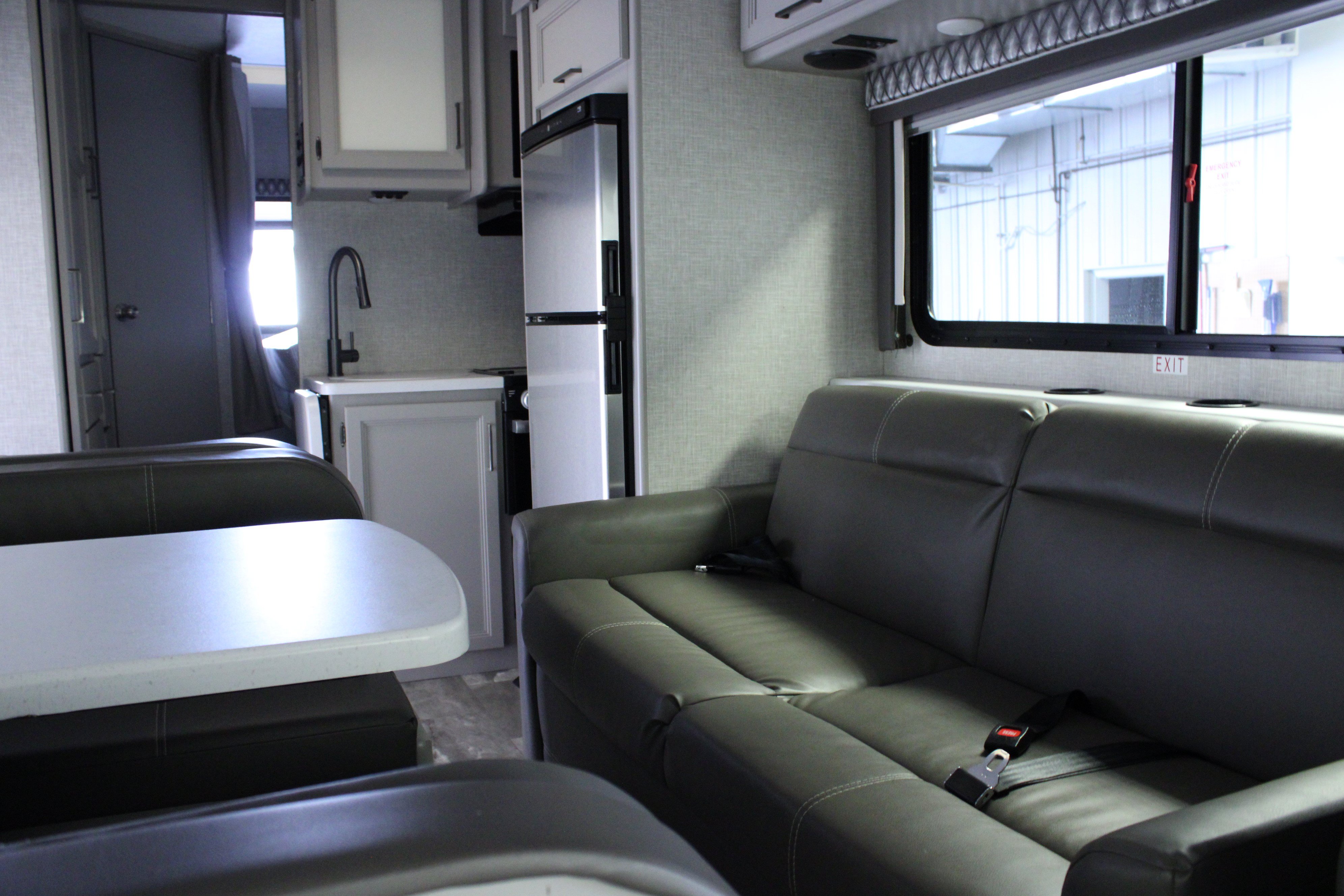 Used 2023 Ford E-450 and Econoline 450 Super Duty w/ Motorhome Prep Package RWD image 14