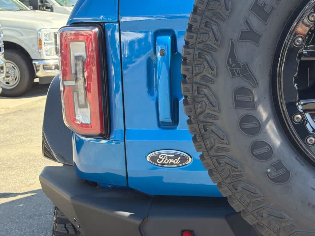 Certified 2021 Ford Bronco Wildtrak AWD/4WD image 17