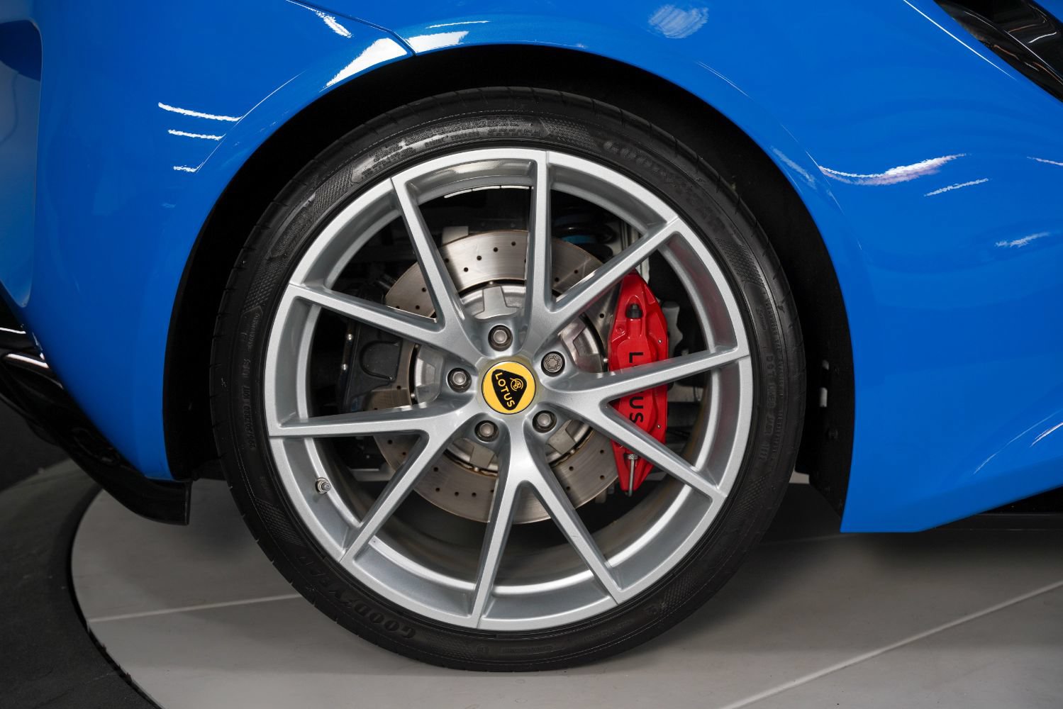 Used 2024 Lotus Emira First Edition RWD image 25