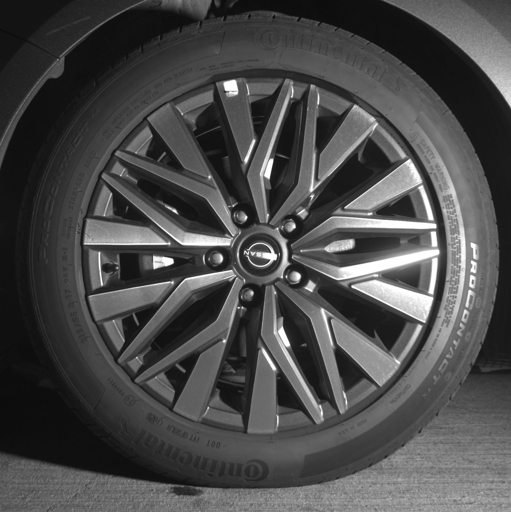 Used 2025 Nissan Altima 2.5 SV FWD image 12