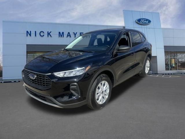 New 2025 Ford Escape Active w/ Active Premium Tech Pack image 3