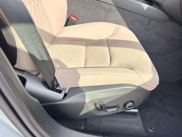New 2026 Volvo XC60 B5 Plus w/ Protection Package Premier image 14