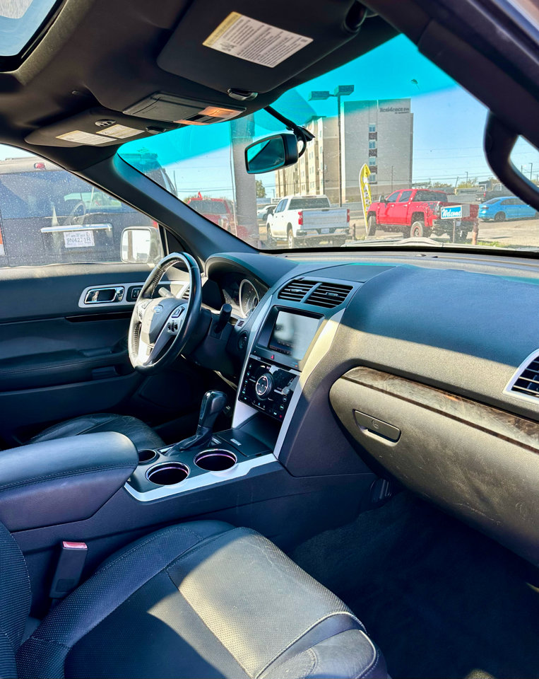 Used 2014 Ford Explorer Limited w/ Equipment Group 301A image 4