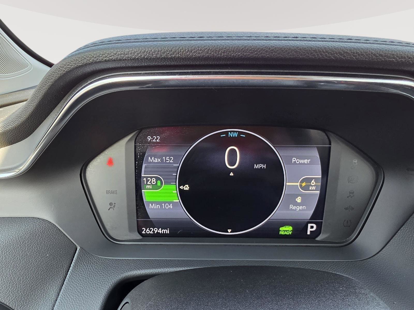 Used 2022 Chevrolet Bolt EUV LT w/ Comfort Package image 10