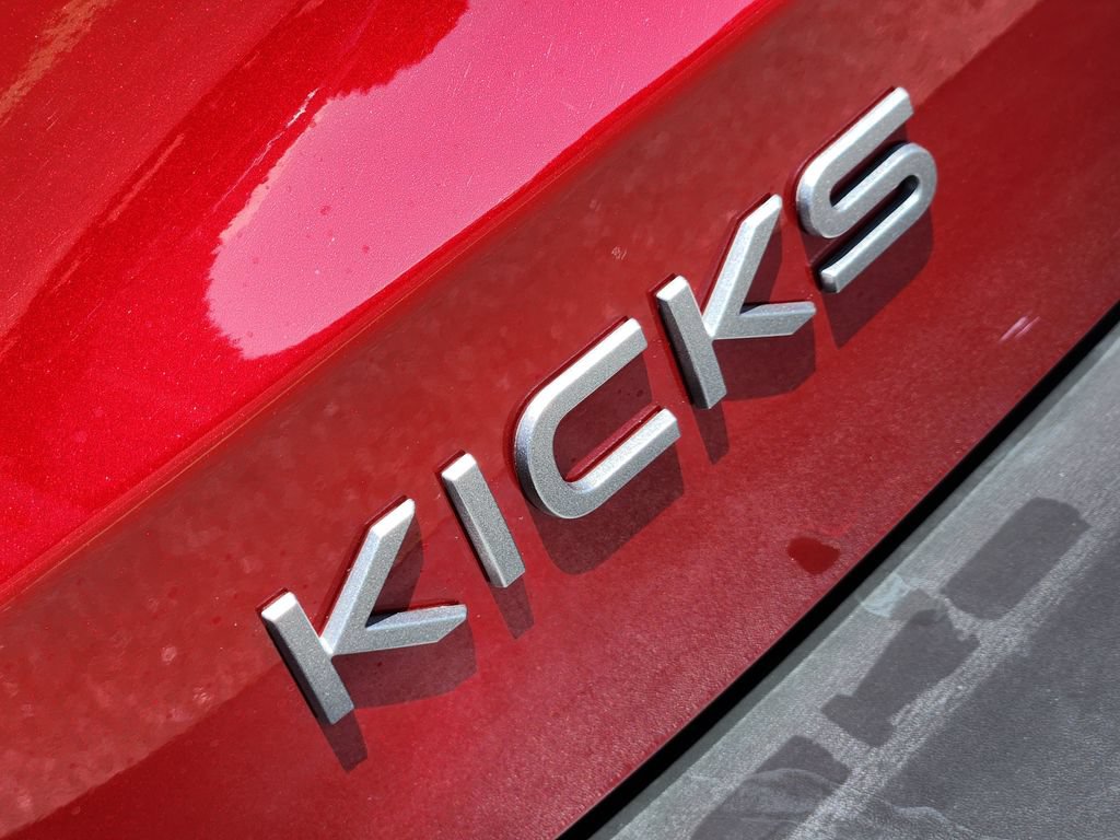 Certified 2025 Nissan Kicks SV AWD/4WD image 8