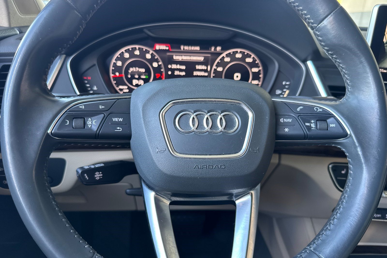Used 2018 Audi Q5 2.0T Premium Plus w/ Premium Plus Package AWD/4WD image 11