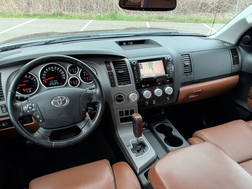 Used 2012 Toyota Tundra Limited w/ TRD Off-Road Pkg image 16