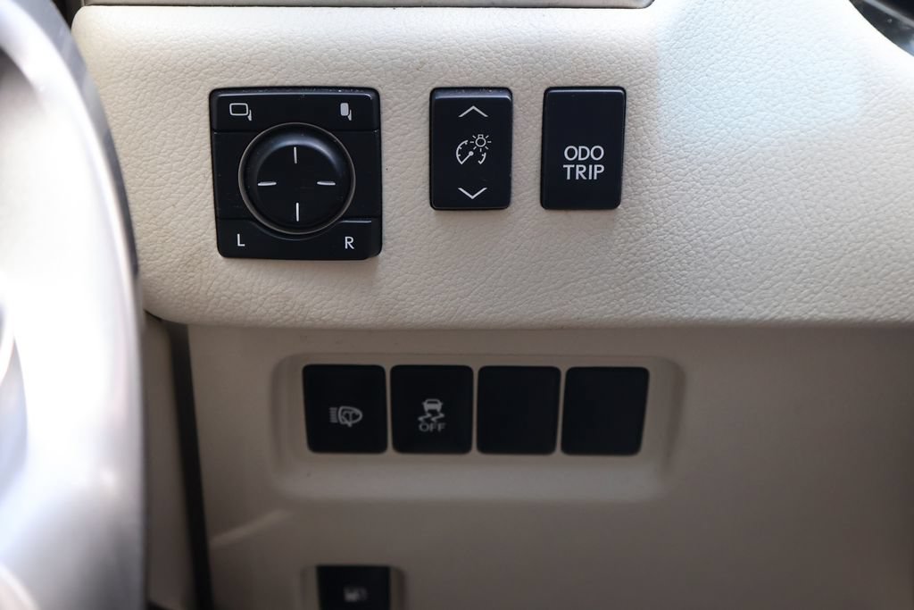 Used 2019 Lexus GX 460 Premium w/ Premium Package AWD/4WD image 14