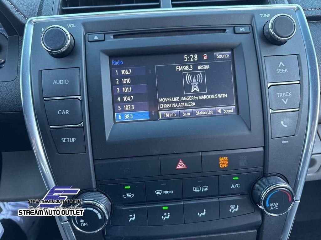 Used 2017 Toyota Camry LE image 19