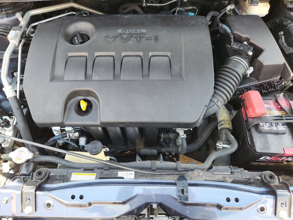 Used 2017 Toyota Corolla XSE w/ Carpet Mat Package (TMS) FWD image 32