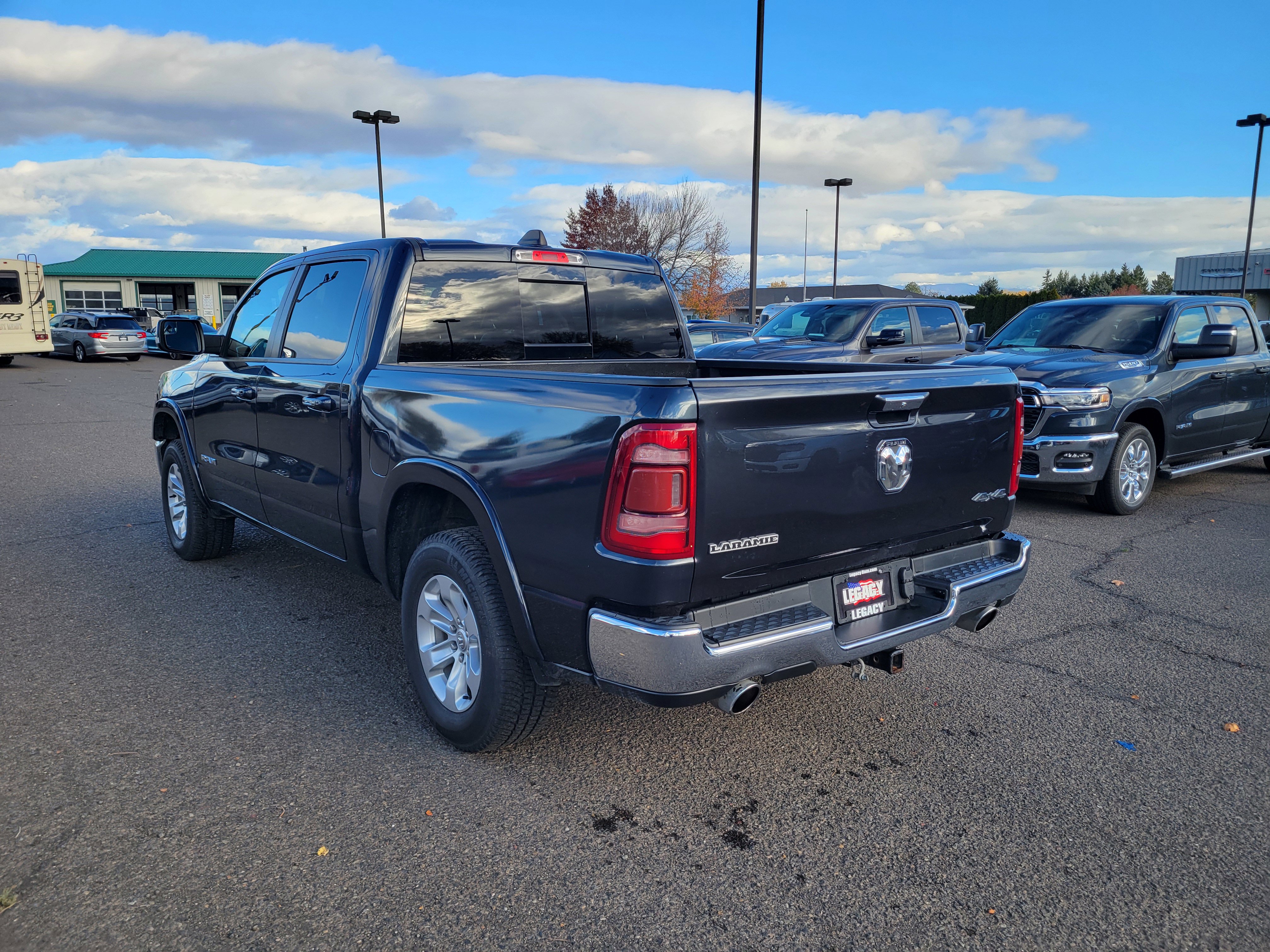 Used 2019 RAM 1500 Laramie image 12