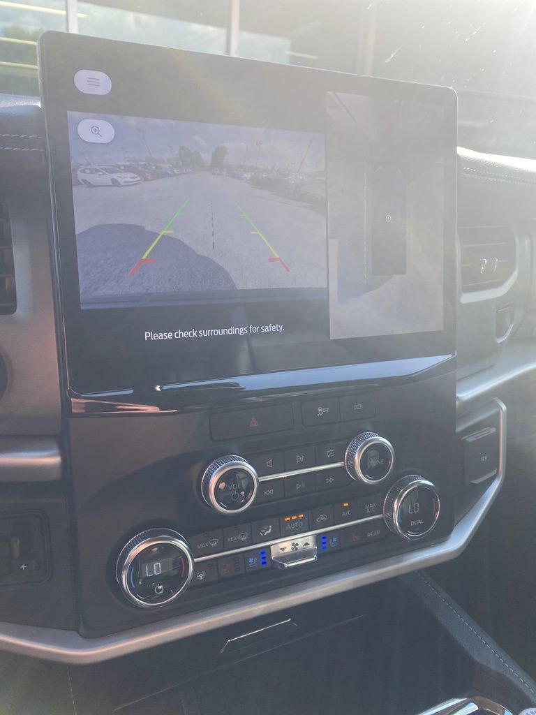 Used 2022 Ford Expedition Max XLT AWD/4WD image 7