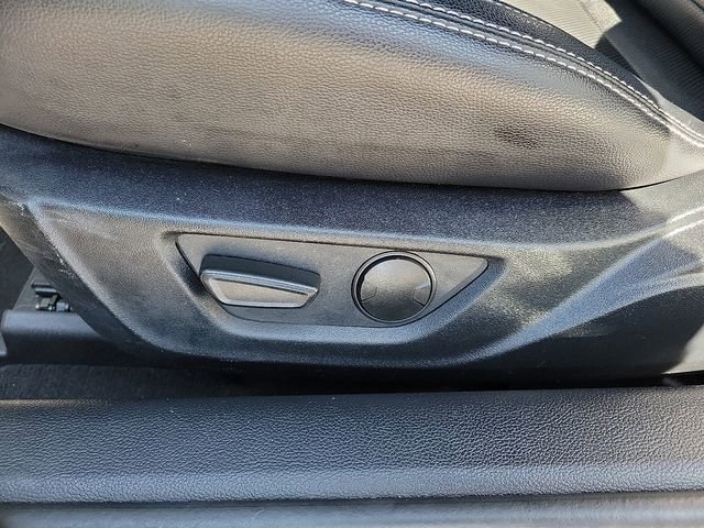 Used 2022 Ford Mustang Premium image 13