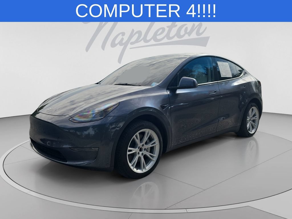 Used 2023 Tesla Model Y Long Range AWD/4WD image 1
