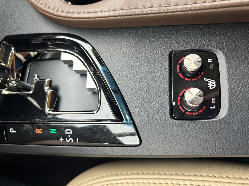 Used 2014 Toyota Avalon XLE FWD image 26