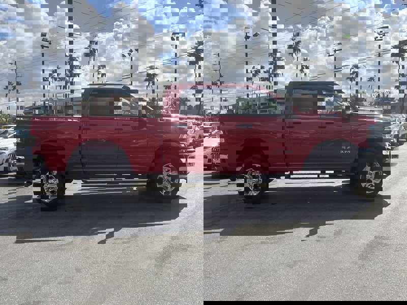 Used 2024 RAM 2500 Big Horn w/ Bed Utility Group image 9