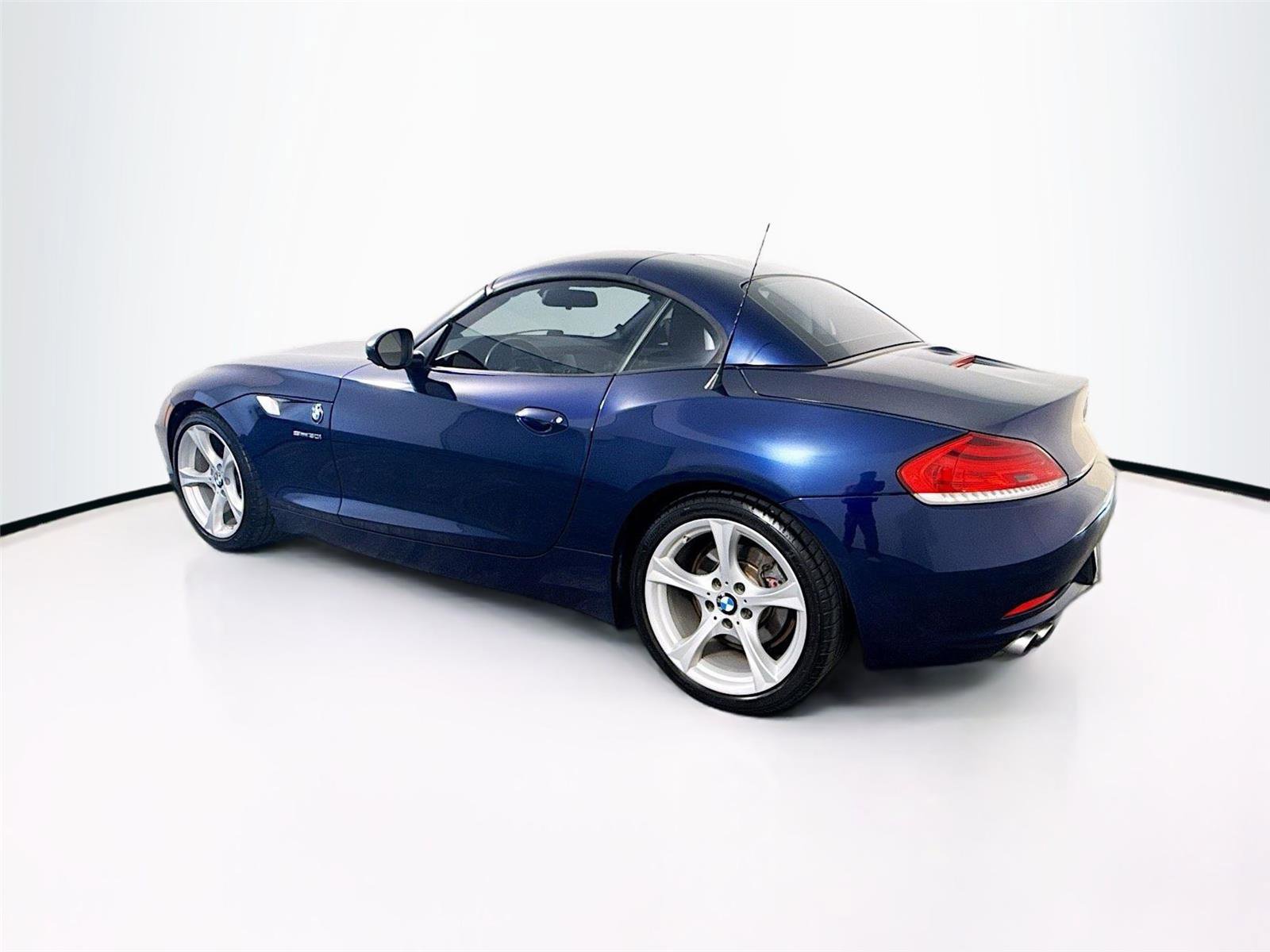 Used 2011 BMW Z4 sDrive30i image 18