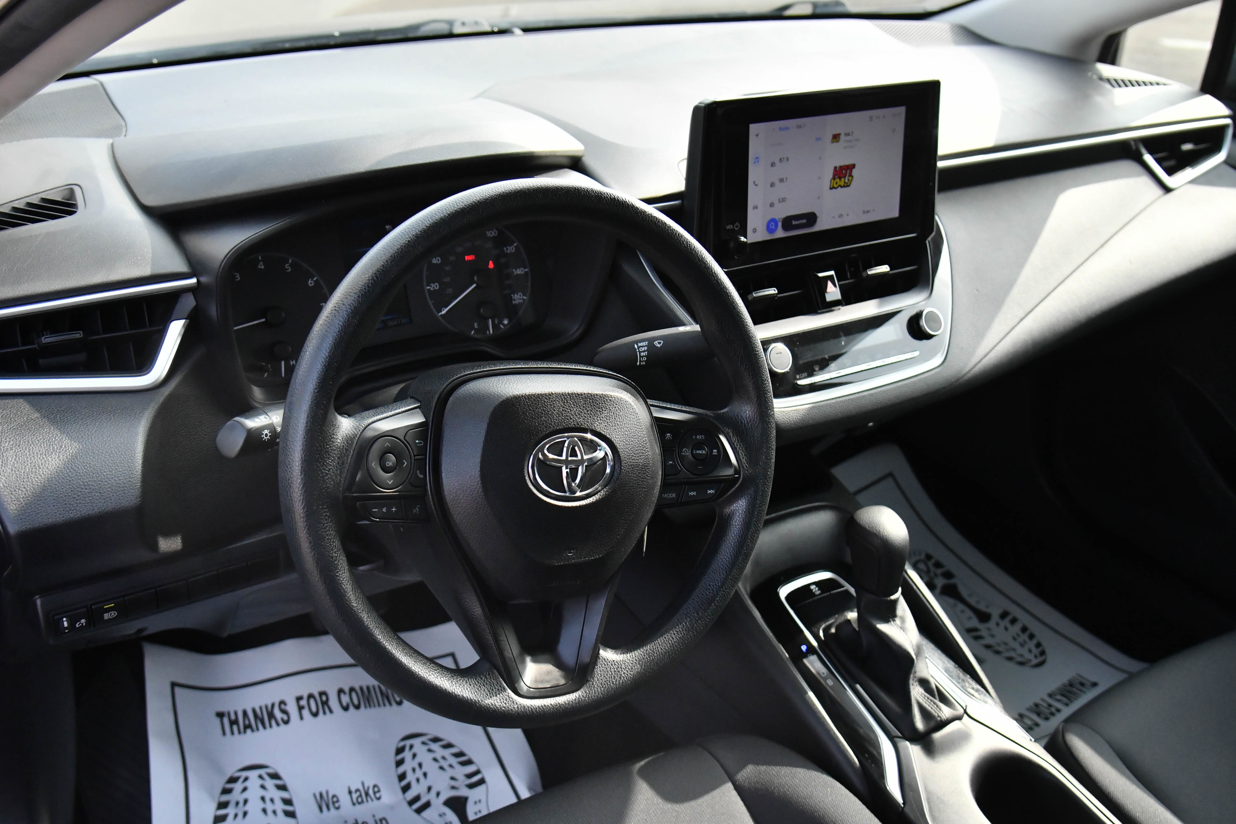 Used 2024 Toyota Corolla LE image 14