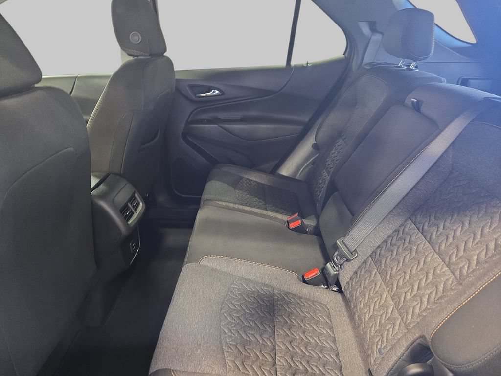 Used 2024 Chevrolet Equinox LT AWD/4WD image 17