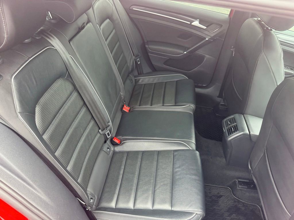 Used 2019 Volkswagen Golf R 4-Door AWD/4WD image 48