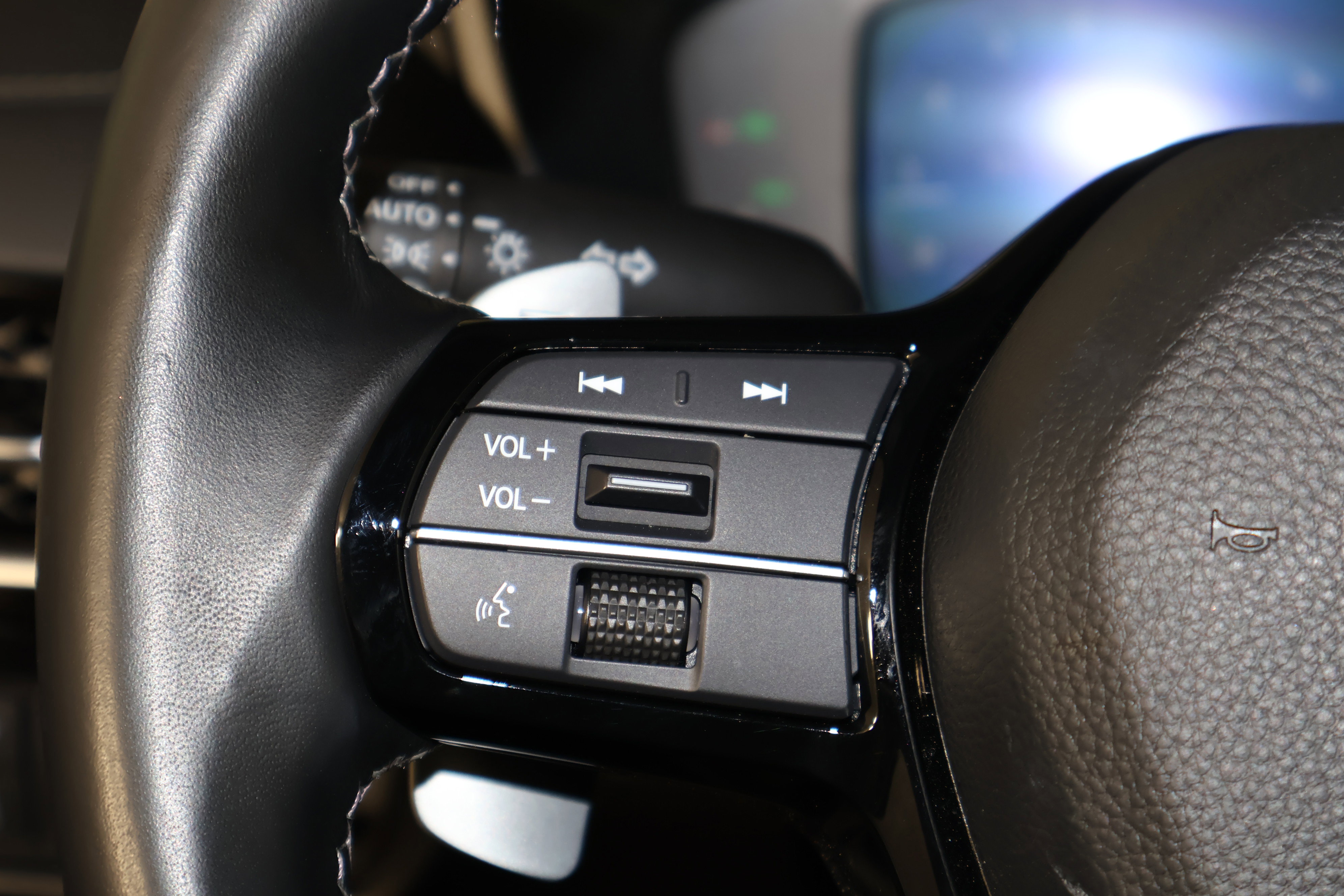 Certified 2025 Acura ADX AWD image 20