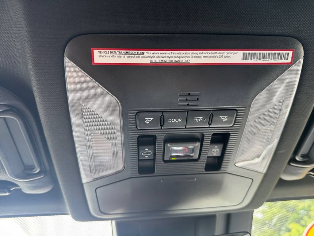 Used 2020 Toyota RAV4 XSE AWD/4WD image 25