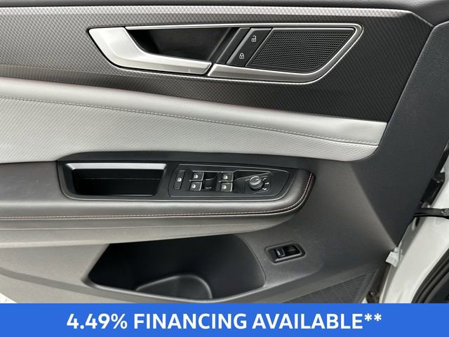 Certified 2025 Volkswagen Atlas Peak Edition SE image 15