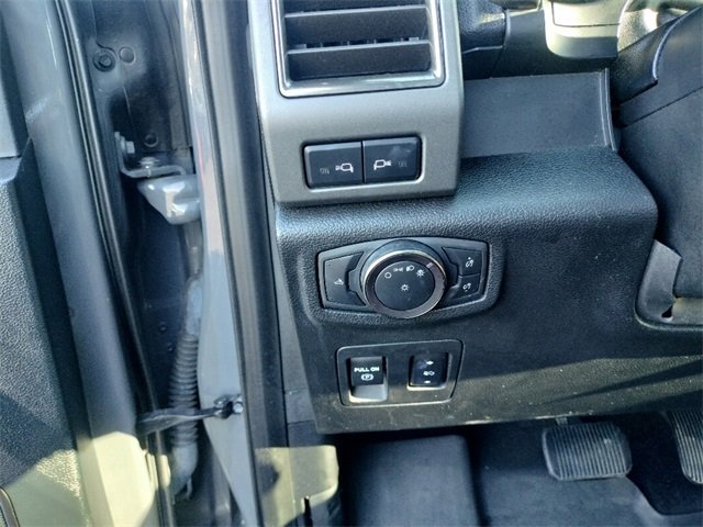 Used 2020 Ford F150 Raptor w/ Equipment Group 802A Luxury image 31