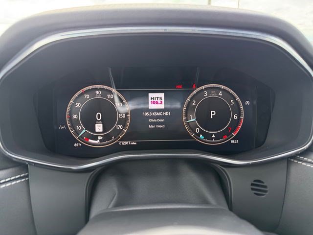 Used 2026 Jaguar F-PACE R-Dynamic S AWD/4WD image 14