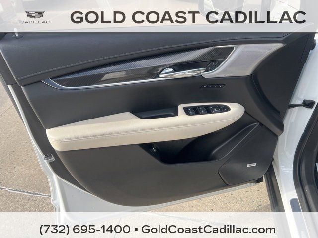 Used 2023 Cadillac XT6 Sport w/ Technology Package image 19