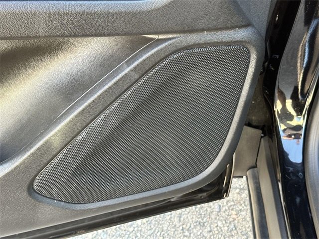 Used 2022 GMC Terrain SLE image 22