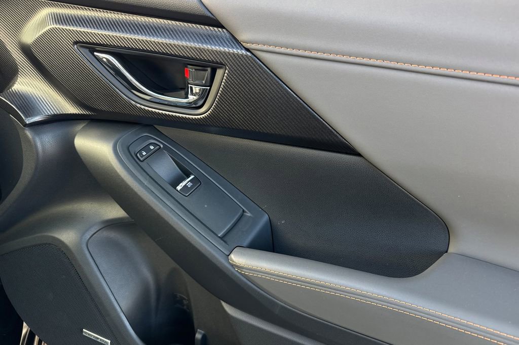 New 2026 Subaru Crosstrek 2.5i Limited w/ Crosstrek Mirror Package image 19