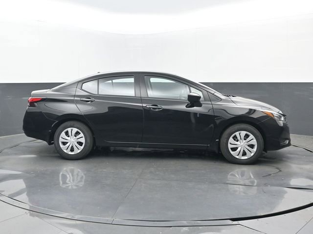 Used 2025 Nissan Versa S w/ Trunk Package FWD image 2