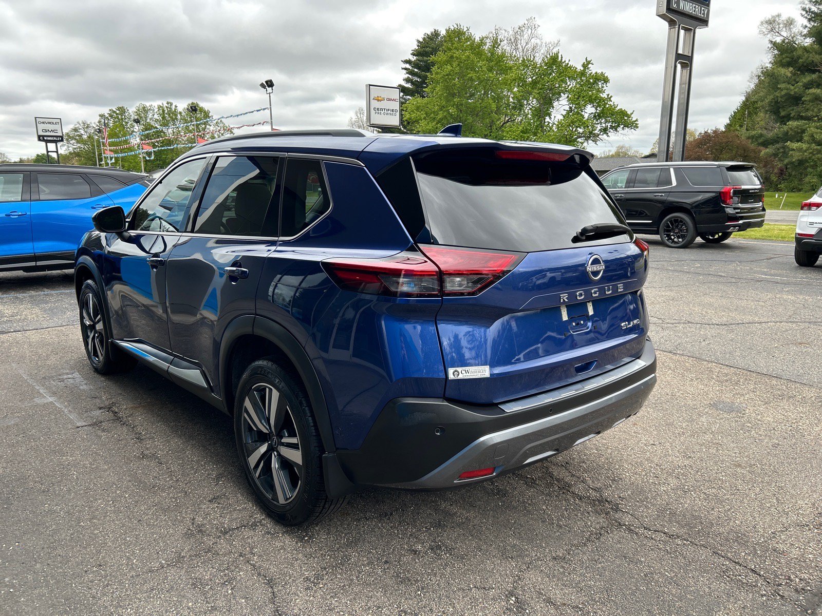 Used 2023 Nissan Rogue SL w/ SL Premium Package AWD/4WD image 5