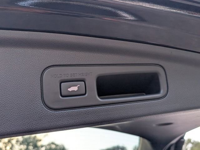 Certified 2024 Acura MDX FWD w/ Technology Package image 15